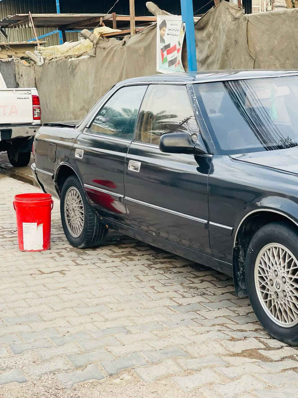 سياره مارك ٩١للبيع سياره مكفوله من كص وضربه ومكينه وكير و حداديه كلشي شغال سياره رقم انكليزي بسمي مداور ثاني يوم سنويه جديده السعر ٣٨ 
للستفسار ***********
الرقم ثاني ***********
