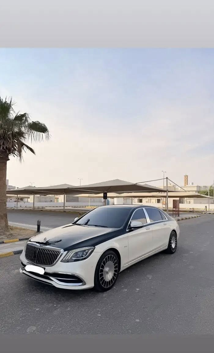 السلام عليكم//  

بدون اوراق كلك ادوات//

مارسدس مايباخ   //  s560 V12 

مكفول من الصبغ والكص والسرقه //

ماشيه 117  الف كم //

وتساب موجود لان ما متواجد على الاتصال فقط وتساب//

 ***********
