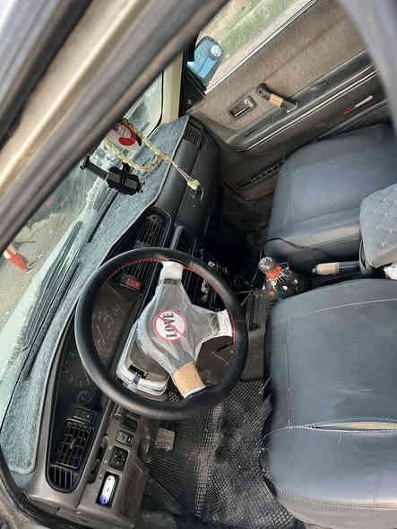 مازدة ٦٢٦ موديل ١٩٩٠ مةكينة ٨ بةخ گير عادي سةنوي٢٠٢٤بةسةر جوة كيرو مةكينة بةشةرت سياركة كارباي بة شةرتة هةمو بةزبوتة گةرمي  كيجي بةنزين جار تاي خاويني لة ژيرة سعري ٤٢ مجاليكي براينةي تي داية رةقم تةلفون ***********
