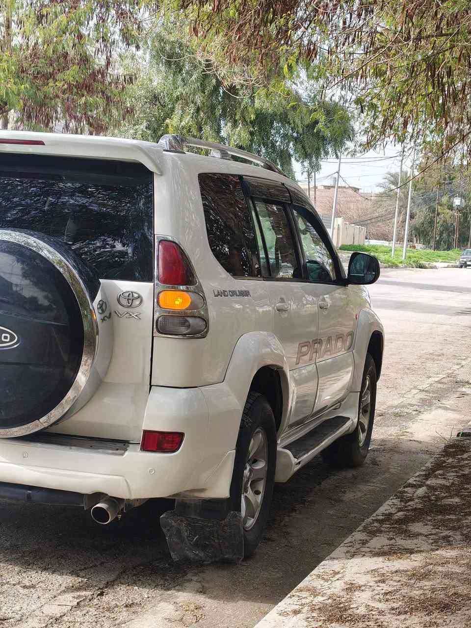 السلام عليكم  سيارة برادو موديل 2009 سته سلندر مصبوغة عام حادثها بجم بيها لغد وبيها معجون  سيارة حلوة وكاعدة واحلى من الصور مكينة وكير مكفولات طغم تايرات جديد  موصفاتها معروفة vx سنوية وهزة جديدة تحويل مباشر ما اسوي وكالة رقمه بغداد دولي صاحبه بالموصل البيع نقد فقط  بدون مراوس  السعر 135 ورقة وبيها مجال  للستفسار الاتصال_مكاني الموصل
كورك***********
اسيا***********
