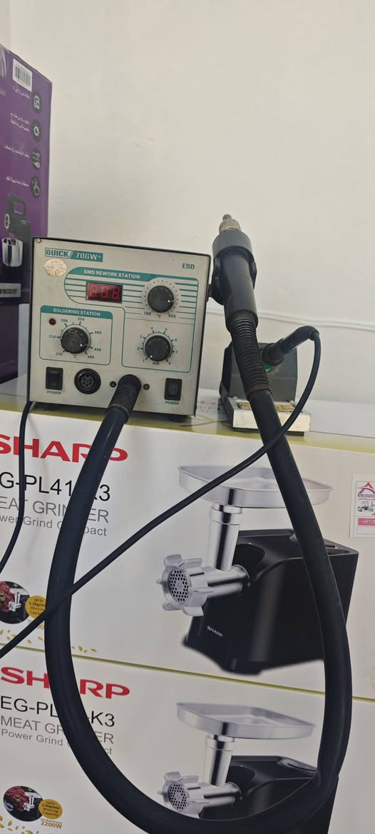 سلام عليكم شباب الي ريد يفتح محال جديد عندي عده مال صيانه  السعر 200وبيهن مجال الي يحتاجهن يتصال ***********
