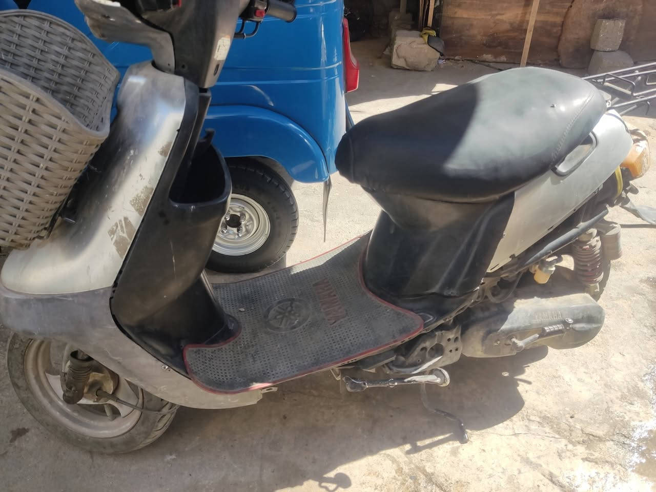 دراجه ستين للبيع 200وبيها مجال حي المهندسين ***********
