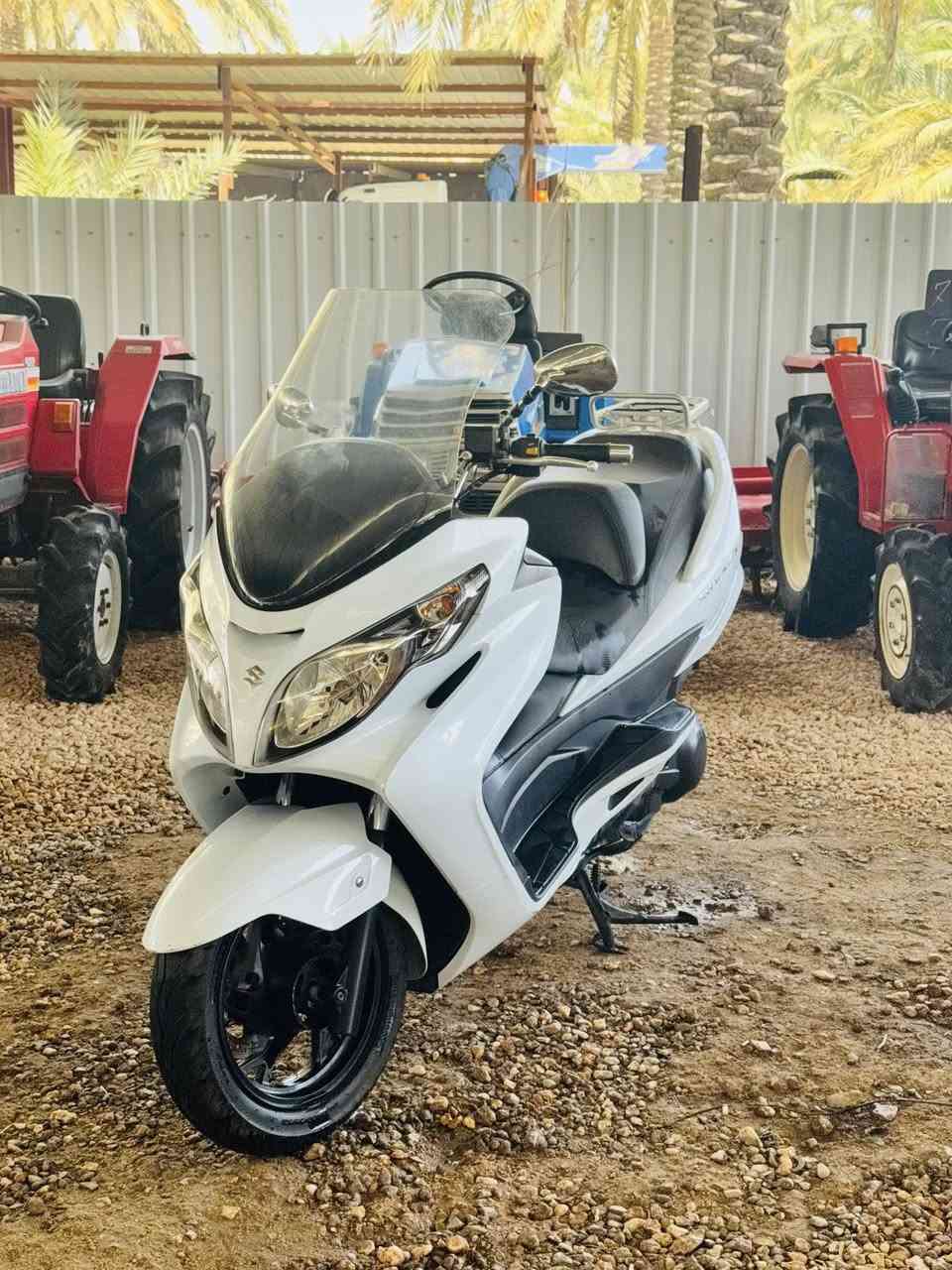 سكاي ويف -250 رمبه كفاله عامه عدته كتلوكاته كلهن بيه اتصال ***********
