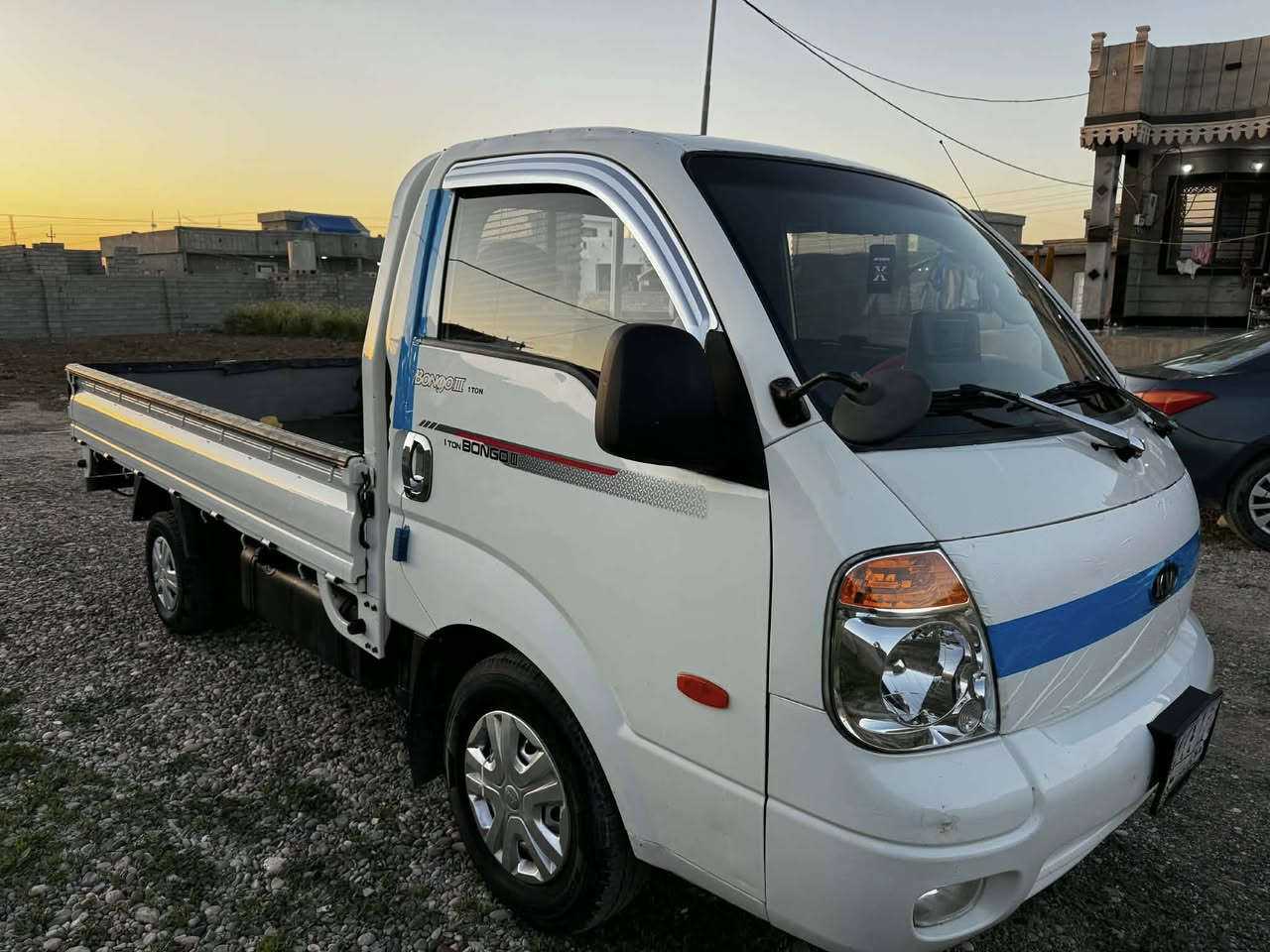 السلام عليكم. كيا حمل للبيع محرك 23 مسكر.
موديل 2007  كص جديد لوك السعر 53 وبي مجال 
محرك كير اكسل صدر تايرات باتري  سبيرات كلو نضيف ***********
