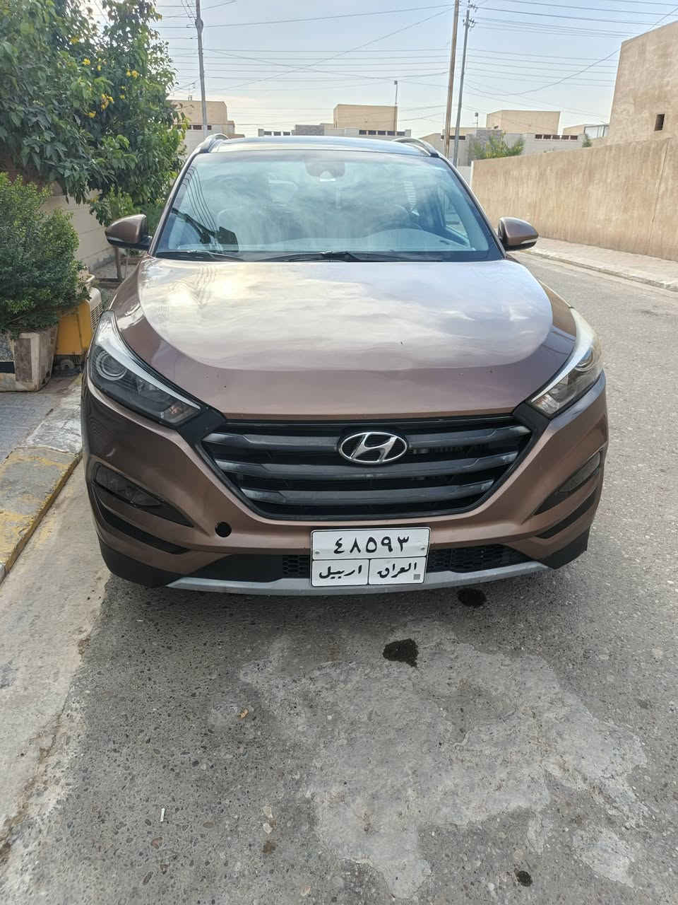 توكسان 2017 للبيع السيارة وارد فول مواصفات لمتد بانوراما وبصمه وتشغيل عن بعد وباقي المواصفات المعروفه ضررها بنيد فقط محرك ١٦٠٠ تيربو رقم اربيل السعر 150 وبيهه مجال السياره نظيفه واحلى من الصور مكان السيارة صلاح الدين تكريت ***********
