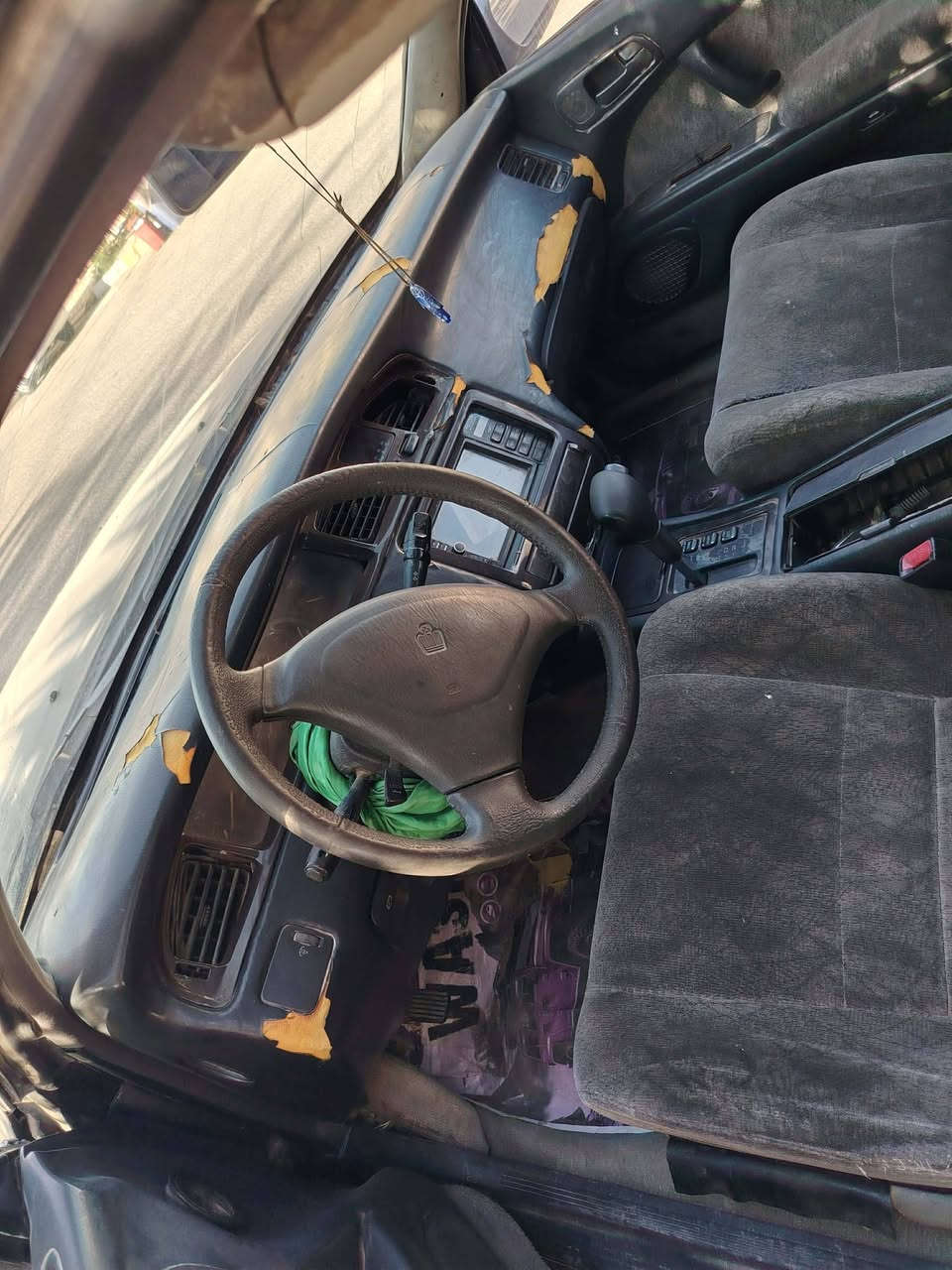 السلام عليكم مكلف مكلف بلنشر  بطه منفصل موديل 94  سياره جاهزه من الدعاميه لدعاميه علبلادي فقط جراد بلقماره شي قليل
كير مكينه كشر مكفولات مكفوله من الكص والشرعيات كهربائيات كلها شغاله سياره سنويه ساقطه صار شهر26 رقم بغداد راعيها يمي مكاني كربلاء سعر 50 وبيها مجال  مكلف بلنشر هذا رقم راعيها ***********
