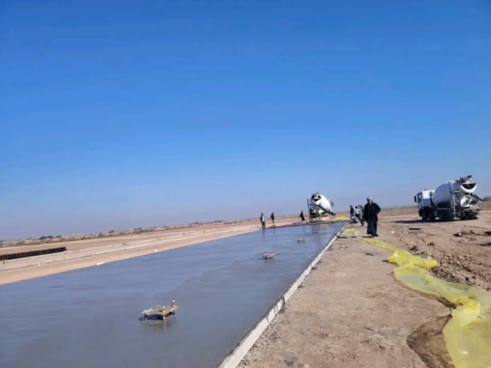 السلام عليكم 
كادر صب وسقل بل هلكوبتر  تنعيم الصب 
شغل درجه اولى في جميع المحافضات 
جملونات  ساحات  بيوت جميع ما يختص بل كونكريت او الخرسانه الاتصال علا الارقام 
***********
***********
