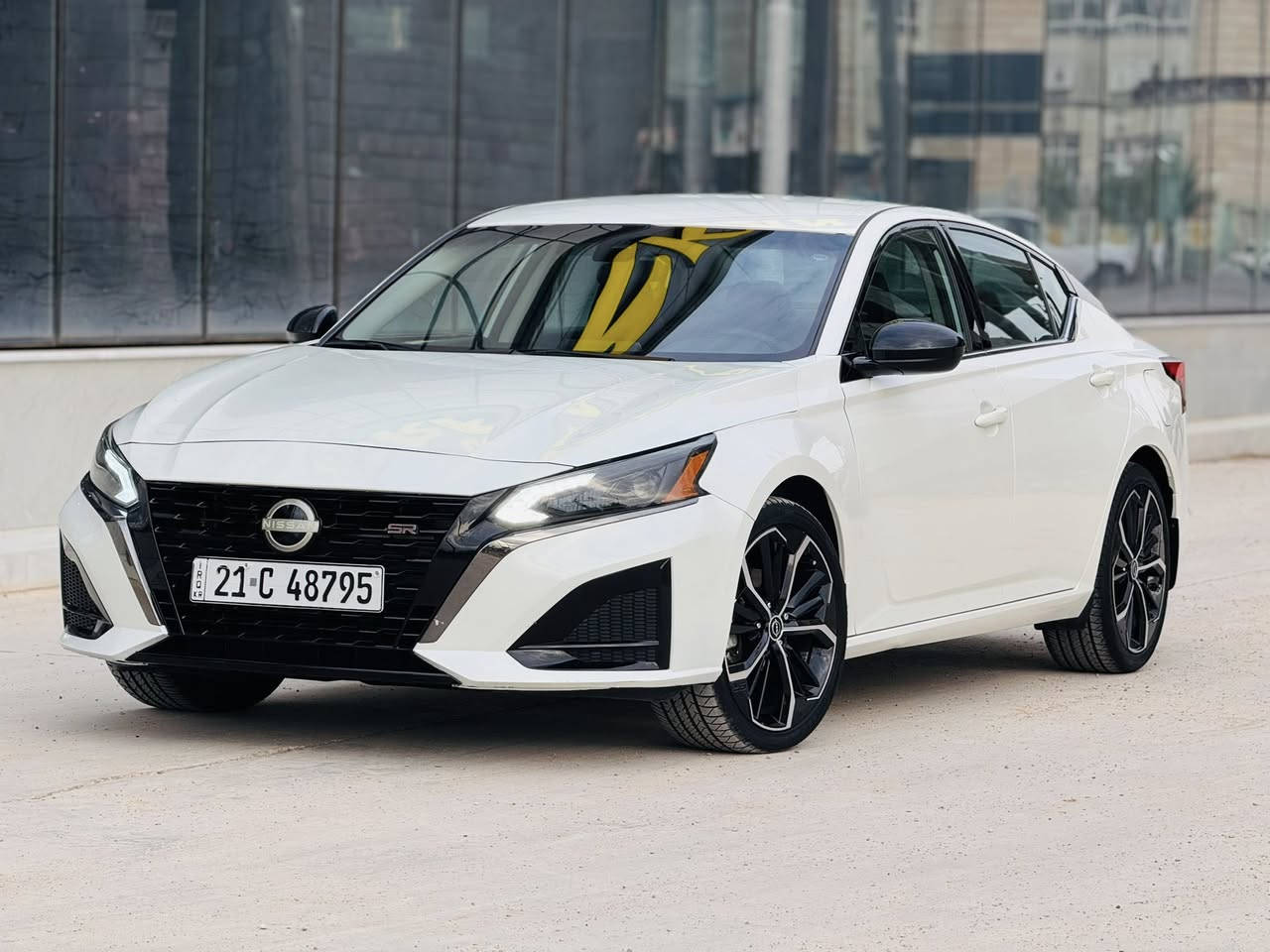 نيسان التيما موديل 2023 رقم سليمانيه بسمي وارد امريكي حادثه جاملغ وبونيد مواصفات SR بصمه تشغيل عن بعد شاشه وكامره رادار امامي خلفي جانبي كوشن جلد كوشن كهرباء محرك 4 سلندر 2500 السعر 173 وبي مجال مكان السياره خانقين ***********
