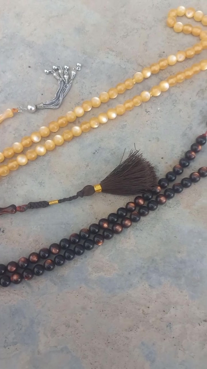 السلام عليكم ورحمة الله وبركاته....من رخصة الأدمن المحترم...على بركة الله يتوفر سبحتين صدف بحري قديم انتيك نوادر...بسعر مناسب جدا...سعرهن ٥٠ ألف وبيهن مجال بسيط للشراي...اليحب يشتري يتفضل خاص وباالخدمة مكاني ديالى وتوصيل موجود حسب الاتفاق....


**إذا كنت صاحب هذا الإعلان وتريد حذفه لأي سبب، رجاءا أرسل رسالة إلى الدعم الفني**