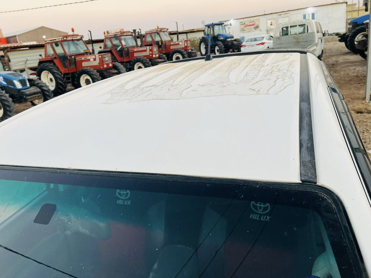 للبيع فورويل 2013 كير عادي
بانزين رقم اربيل تحول وكاله حاضر 
السعر 185 بيها مجال 
مكان واسط الزبيديه 
***********
