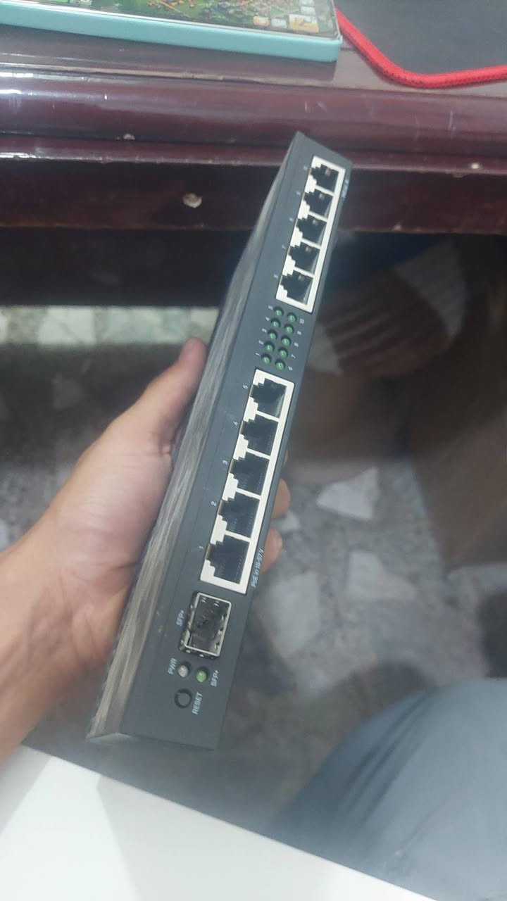 يا الله السلام عليكم كلاود كور مايكروتيك 1036 للبيع مستخدم كلش قليل السعر 750الف قفل معا جهاز 4011 جديد ما مستخدم كلش نضيف سعرة 250الف

رقمي ***********
