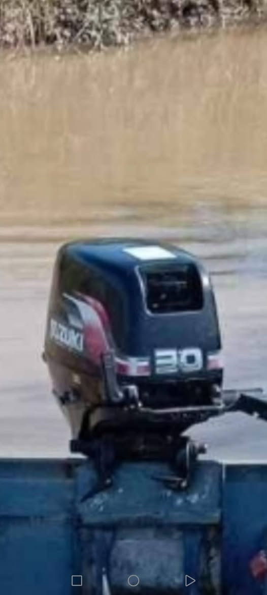 سلام عليكم مكينه 30زوزوكي البيع بلم وياهه محرك مفتوح مبدل بي رنكات كيربلادي شركه السعر مليون ونص وبيه مجال الطيبين ***********
