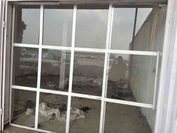 السلام عليكم
جام خان عدد ٣ ثنين سلايت واحد مغلق هوا وجامه شغل جديد 
للبيع مكاني العزيزيه ***********
