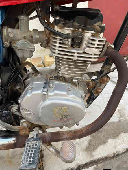 سلام عليكم اربعه كير موديل 17اوراق السعر 200وبيه مجال المكان بصره كمه علي رقمي ‏‪***********‬‏
