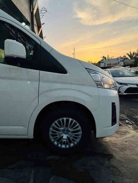 .{.♥️مجموعه الملك لتجاره السيارات الحديثه .♥️}

✅رجعنا وفرنا الكم تويوتا ال هايس 2025 فول 1/1 ✅

         🔥.  الاسعار  حتكون نار حصريا يمنا     🔥  
       
       ‼️السياره خاضعه للضمان والصيانه ساس  ‼️
   2 سنه و 40 الف كيلو متر و 8 مرات تبدل دهن مجاني

✅تويوتا هايس 2025 اوتماتيك 
✅حجم المكينه 6 سلندر 🔥
✅تحكم ستيرن جهتين تحكمات مقود 
✅باب كهربائية الى الامام الى الخلف 
✅شاشه كبيره و كامره خلفيه 
✅ومري شفط قابله للطي 
✅مكينه سته سلندر الفول 
                     
                     ‼️نظام البيع كاش فقط ‼️
       🔥مستعدين تجهيز كافه الشركات و اخرى ….. 🔥
الاسفسار الاتصال ع الارقام 

☎️ ***********

العنوان ⬅️بغداد⬅️ الكريعات ⬅️نهايه شارع المعارض 

#هايس #تويوتا #تويوتا_العراق #باص #سيارات
