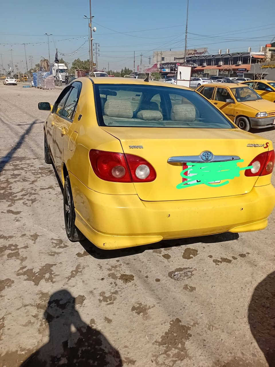 السلام عليكم 
كورلا نحلة موديل ٢٠٠٧ الرقم كربلاء  ( انكليزي )  السيارة نضيفة المحرك ١٨٠٠ المرغوب  دواخل السيارة نضيفة باسمي التحويل ثاني يوم كهربائية السيارة كاملة تجي تشوف بعينك وتحكم ع السيارة السعر (٧١) وبيها مجال حك الجية مكان السيارة بغداد ( الزعفرانيه ) ***********
