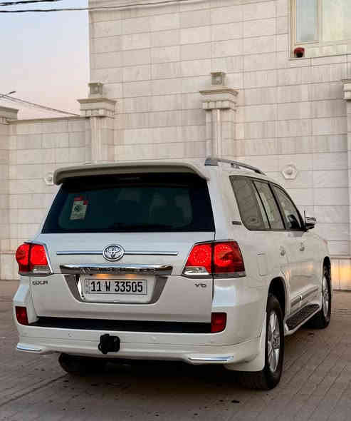 سلام عليكم شباب الي يدور جديد
الحلال للبيع او المراوس حسب القناعة 
لاندكروز 2015 بريم اصل
Gxr v6
مكينة ستة سلندر
رقم بغداد الجديد سنوية وهزة جدد باسمي
فول مواصفات 1/1
كتلوكات شركة بيها 
سبير وعدة مال شركة 
على ايد وحدة من هيه زيرو 
مكينة كير حداديه تخم تاير باتري كهربائيات كلهن جدد 
كفاله عامة من كلشي من صبغ وبارد وتبديل حتى الدعاميات كفاله من صبغ 
المواصفات:-
سلايد فتحة
ثلاجة 
كشنات جلد اصل بيجي 
كشنات كهربائي ثلاث دكم
شاشة + كامرة + حساس امامي خلفي كلهن بلاد 
تحكمات ستيرن 
مري شفط
8 ايرباك 
سبعه راكب
نظام فور ويل 
تشغيل عن بعد 
تشغيل بصمة وابواب وجنطة
والخ من المواصفات المعروفه……..
قليل بهل نظافه وبهذا الموديل
السعر 423$
مكان السياره النجف الاشرف
للاستفسار ***********
