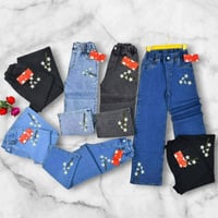 جينز بناتي • ٣-١٢ سنة • توصيل