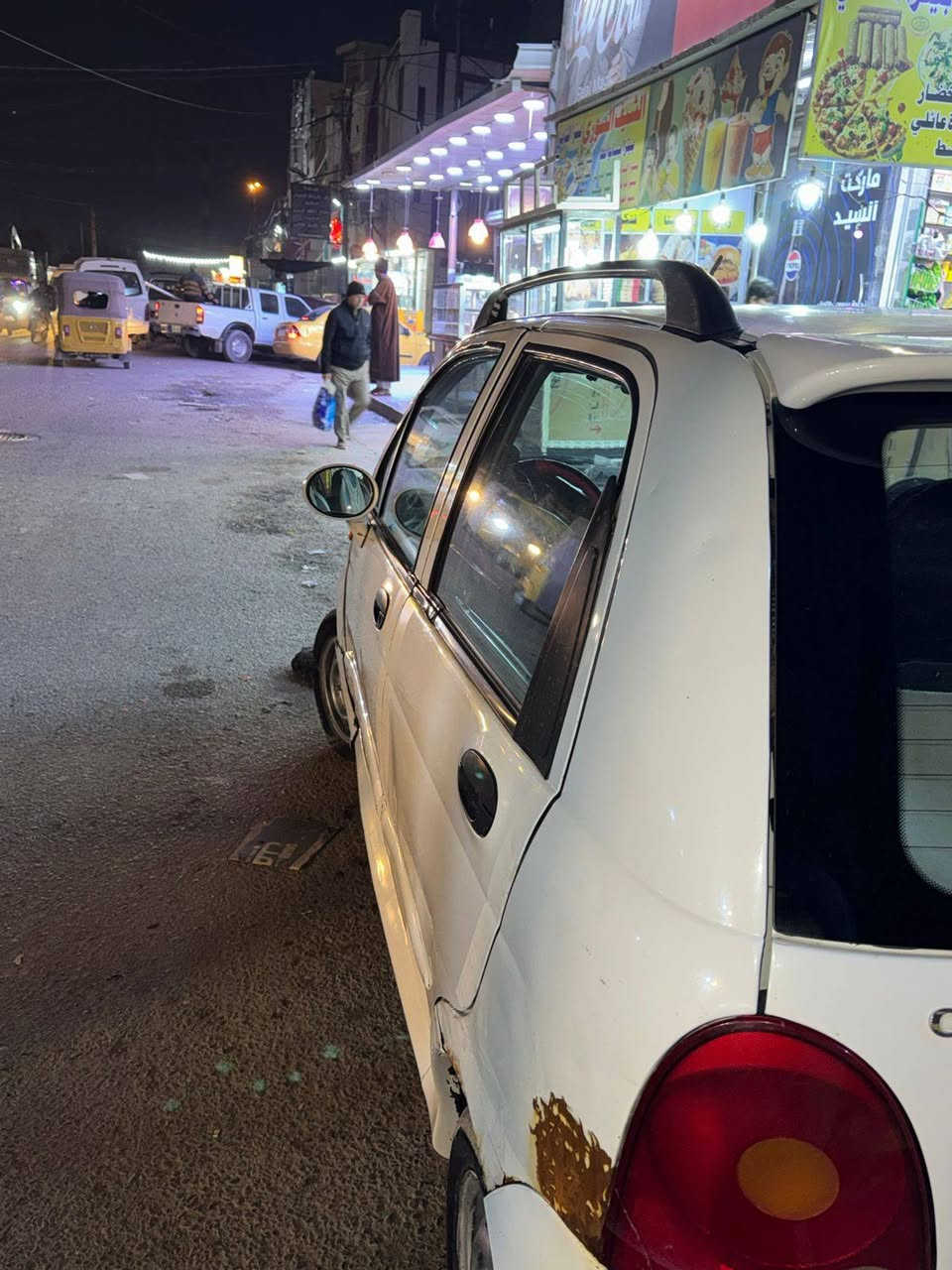 السلام عليكم

سيارة QQ
موديل 2012
السيارة كير اوتو
***********
السعر 25ورقة وقابل للتفاوض
