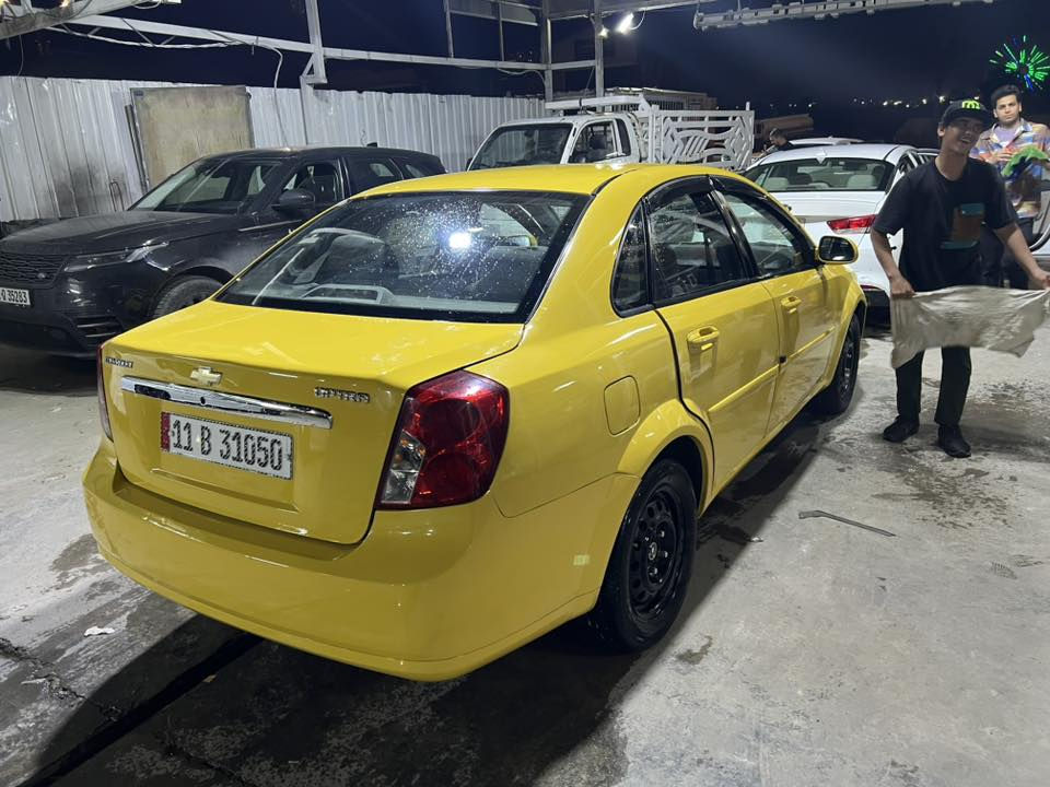 السلام عليكم  للبيع أوبترا ٢٠١١ شركة عامه. معيوده سياره   كير مكينه مال حاويه بيه جدد  . صدر تخم تابر. تبريد. سياره جهازه تكسي للشارع. رقم بغداد دولي جديد  بسم صديقي جيراني.   السعر ٧٦ وبيه مجال.  بغداد م الصدر  ***********
