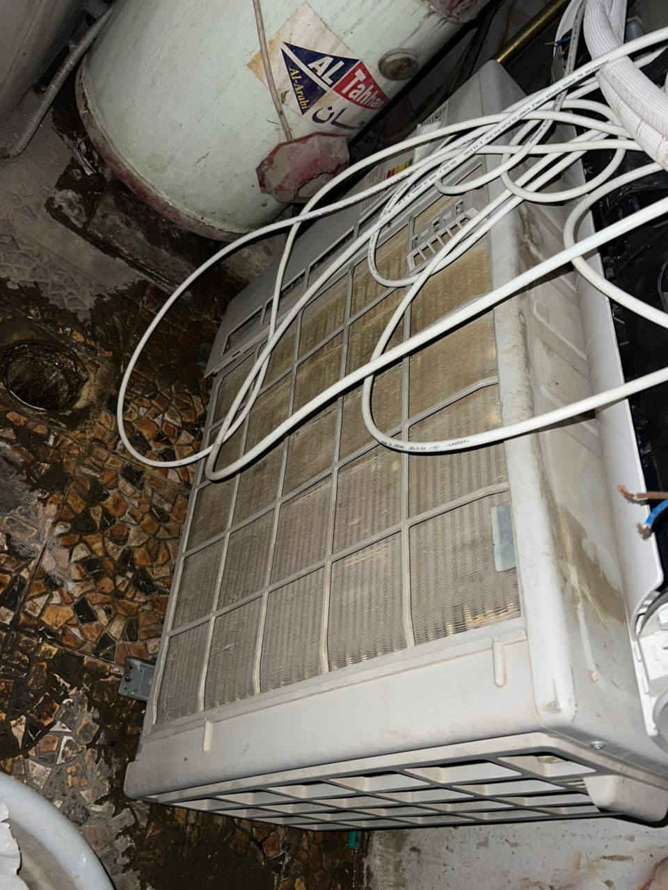 سبلت ال جي طن ونص انفيرتر تحكم امبيريه مداخل تصليح ابد مع بواري ١٠ أمتار ب٥٠٠ وبي مجال مكاني الدوره المهديه الثانيه ***********
