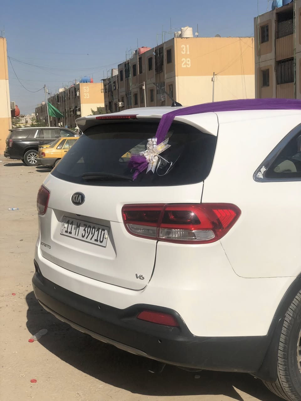 سلام عليكم سورنتو مديل (18) خليجي (فول واحد على واحد)السياره مصبوغه عام مكفوله من تجيه وكلبه كلشي بيها جديده ما تصرف عليها دينار ال مكاني بغداد حي ور الستفسار (***********) السعر ( 177 )
