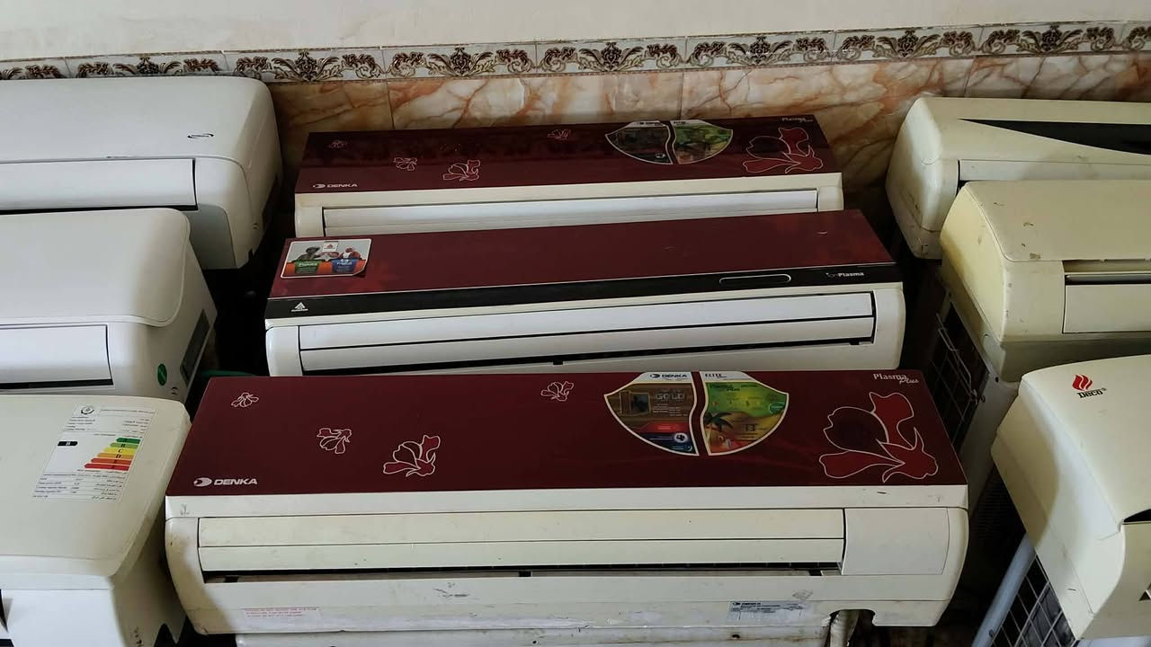 سلام عليكم وصلتني سبالت كافت نوعيات مكان الحمزة الشرقي حي 17
***********
***********
توسوت    الريان      كري    
بلسان      جبسون   الطحان
اواكس   بني سونك  جنيرال
دنكة       بيكو          الحافض
