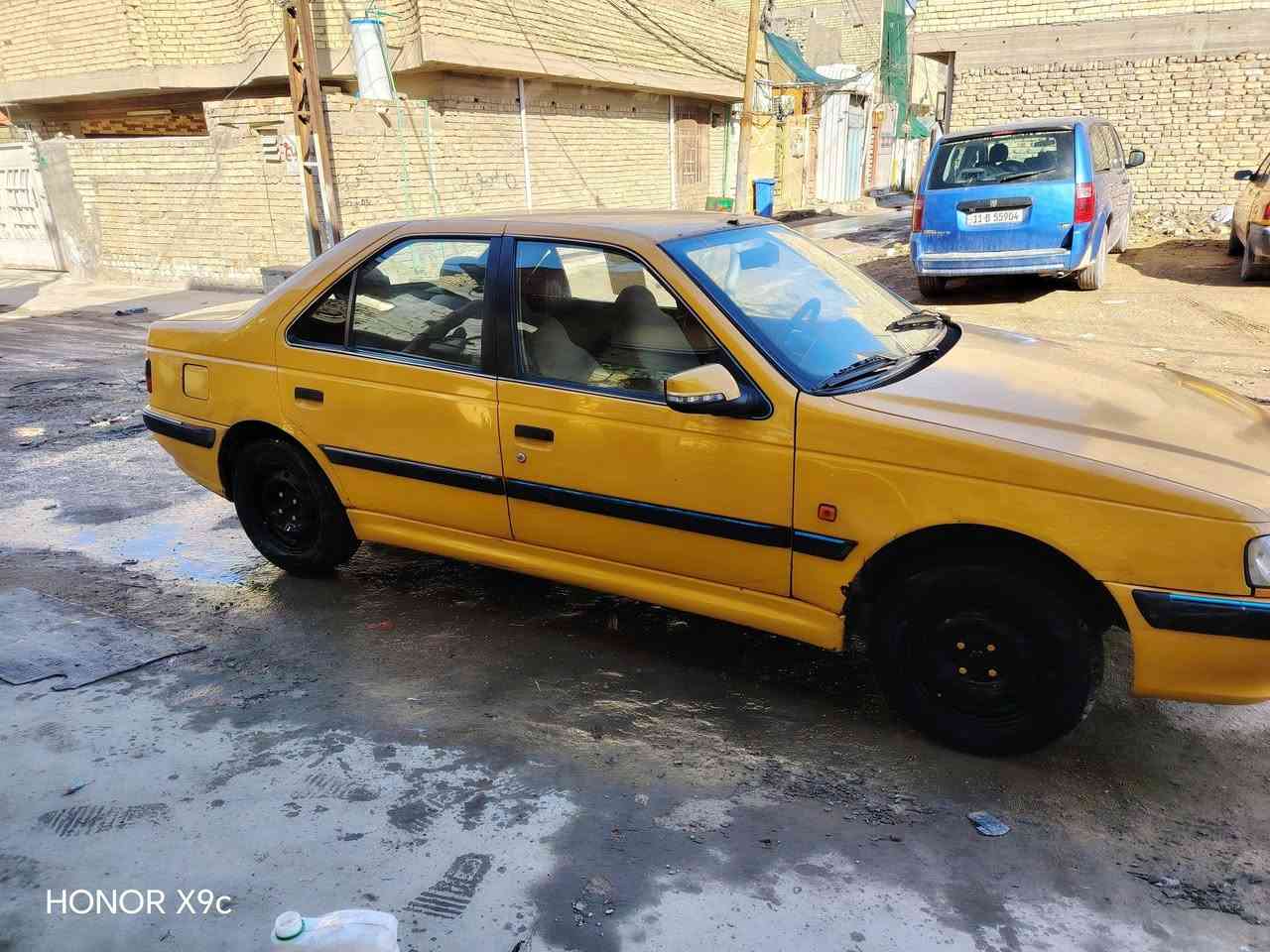 بارص ٢٠١٠ سياره حلوه حداديه تخم تاير مصفره هيئه وغرامات تحويل مباشر ٢٤ ورقه وبيه مجال بسيط *********** بغداد مدينه الصدر
