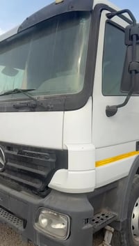 للبيع سياره اكتروز خباطه  مديل 2006 جدر عشر متر مكعب كير عادي  باقي ال...