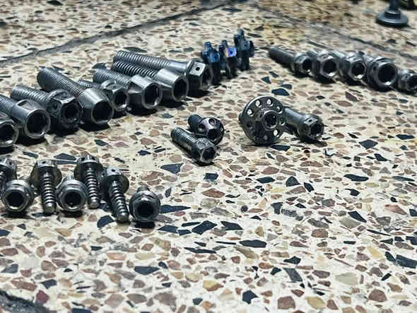 السلام وعليكم تزويد جميع الدراجات 
وأسعار رخيصه كلش كلش 
توصيل موجود اي ستفسار ***********
