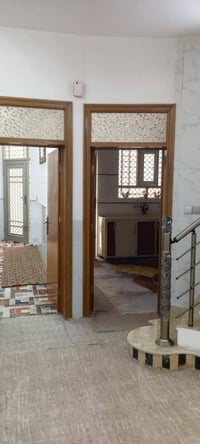 حي الشهداء • ١٢٥م • طابقين ٣غرف