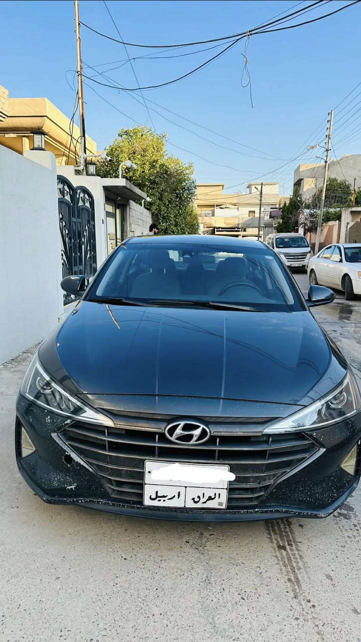 النترا ٢٠٢٠
لون نفطي 

ماشيه ١٠٢ الف مايل 

بدون صبغ 

كيرها محور atm 

مواصفات نص فول 

ضرر .. تعديل بارد بين بابين محددها بالصورة 

جاملغ بي بخصه ما معدلة محددها بالصورة 

قبغ صندوق ماشر كلير 

السعر 135  وبي مجال 

*********** واتسب
