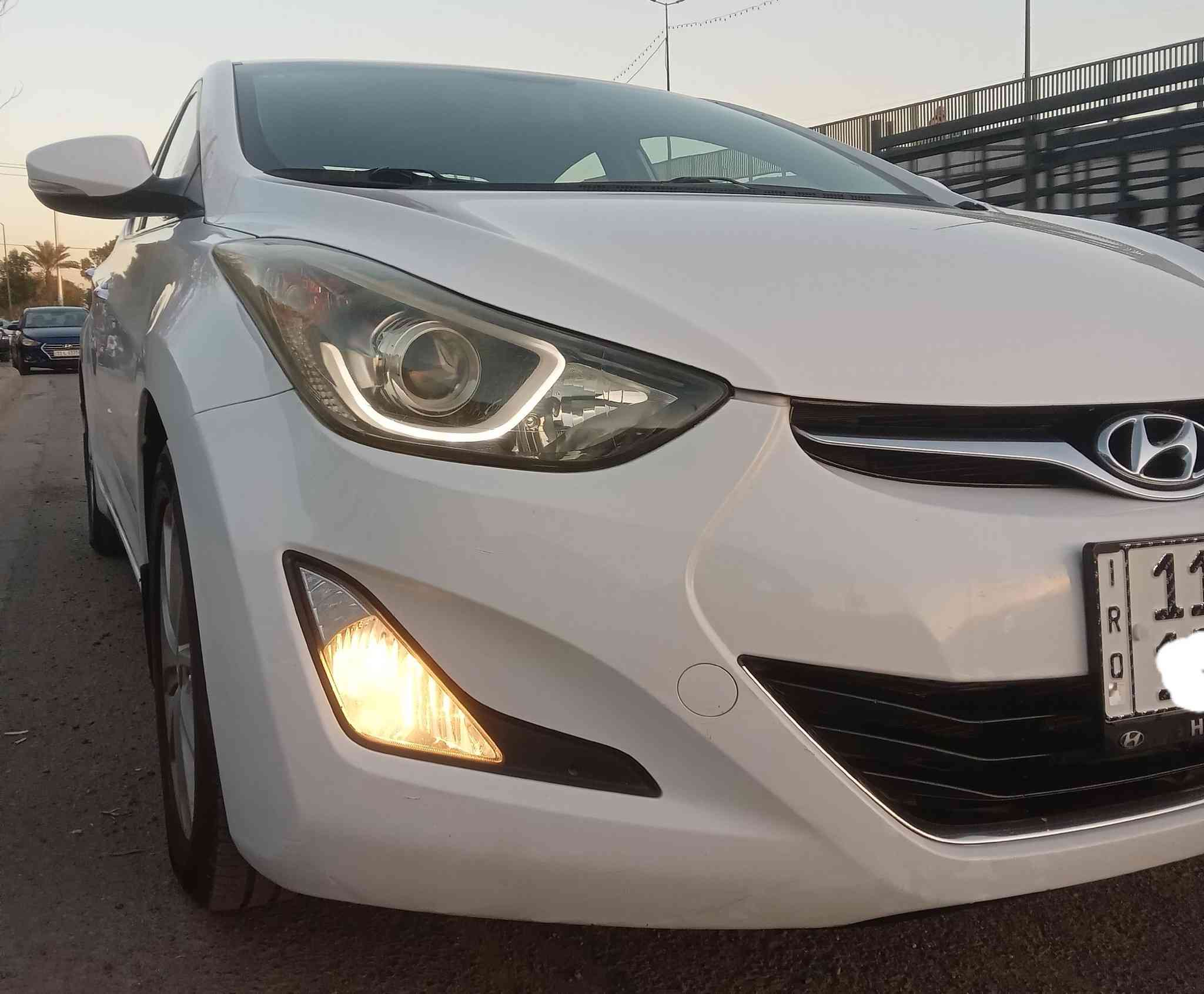 السلام عليكم 
النترا خليجي محرك 1800
موديل2016
باسمي بية  بارد موضح بالسونر بدون تبديل وصبغ
فتحة 
اشاير بالمري مع مري شفط
تبريد قطعتين
شاشة وكامرة 
داخل جلد مع الأرضية
خمسة ويل كب +اربعه دسك 
لد أمامي 
السعر 125 وبيه مجال 
العنوان بغداد الكرخ حي الجهاد 
***********
***********
