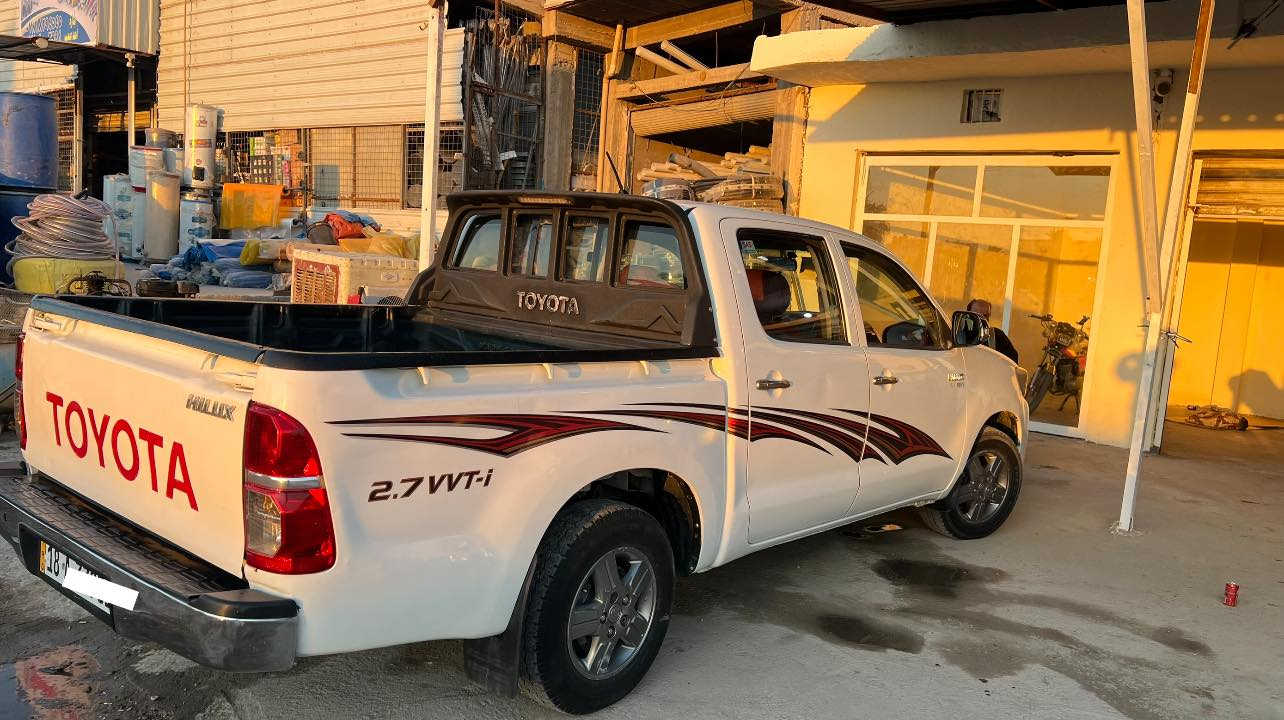 هايلوكس 14 كويتي بابل شاصي 19 كير اوتماتيك السونار موضح الضرر السيارة باسمي شخصياً مكفولة من كلشي حسب السونار مكاني بابل قضاء المحاويل السعر 195 وبيها مجال بسيط للشراي ***********
