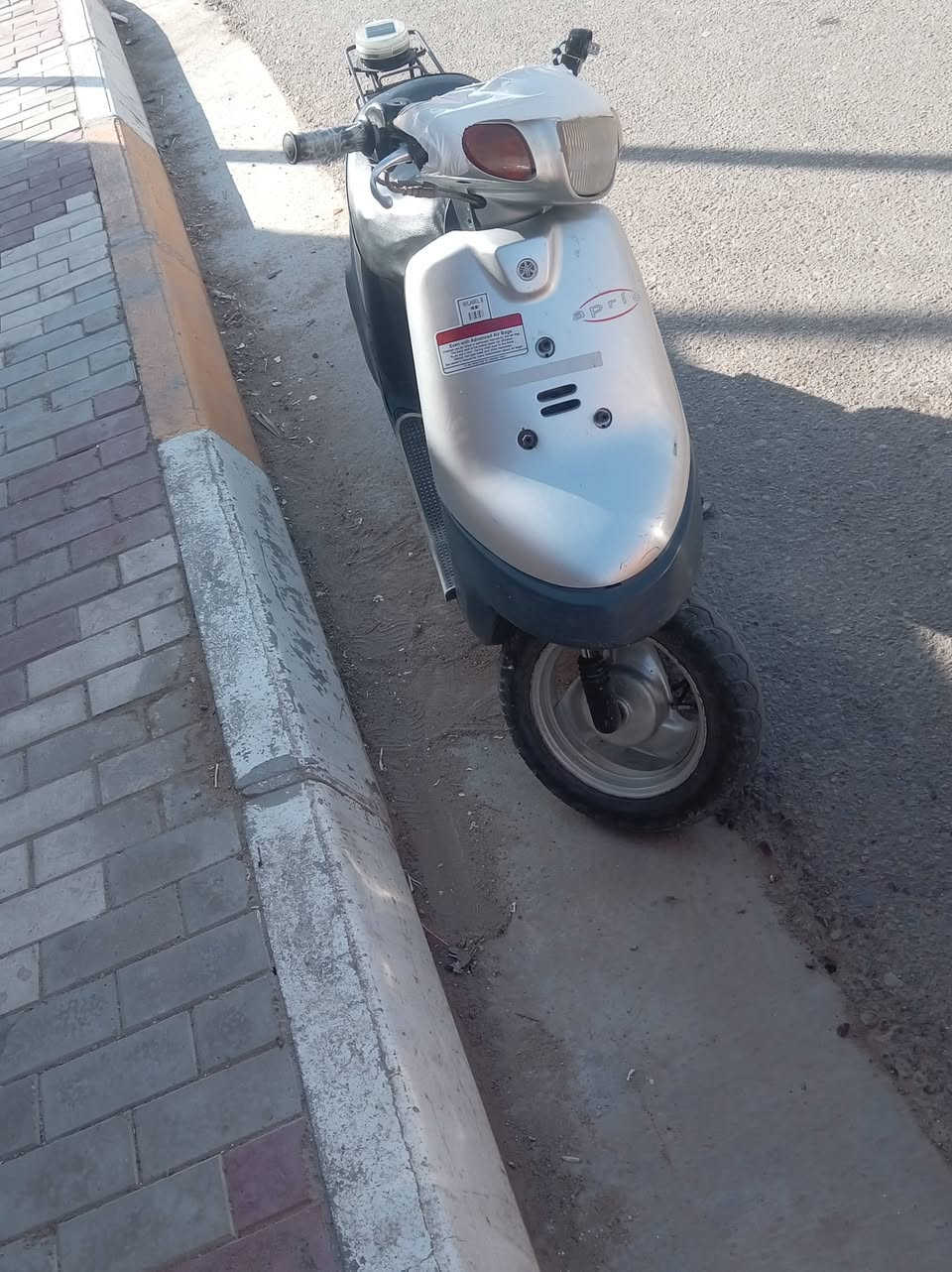 سلام عليكم دراجه بطه للبيع مكان كربلاء  تواصل ***********

