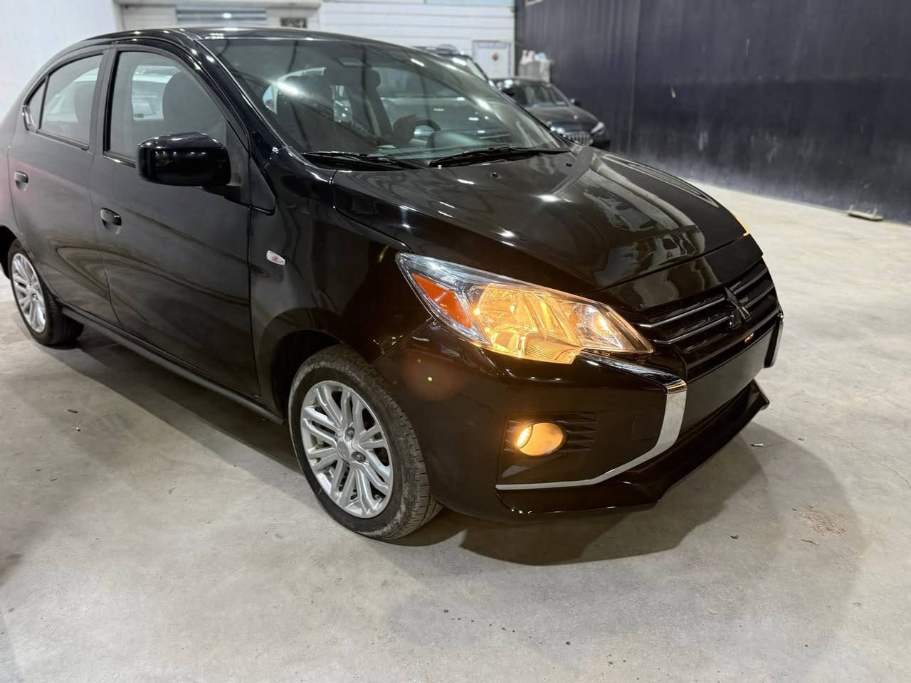 الموديل : 2023
ماشية 30.000 الف ميل
تبديل جاملغ و بنيد 
ويل كب
شاشة كبيرة
رادر 
سيارة جديدة 
مرقم بغداد 
السعر 88 ورقة 
مكاني بغداد زيونة 
للاستفسار ***********
