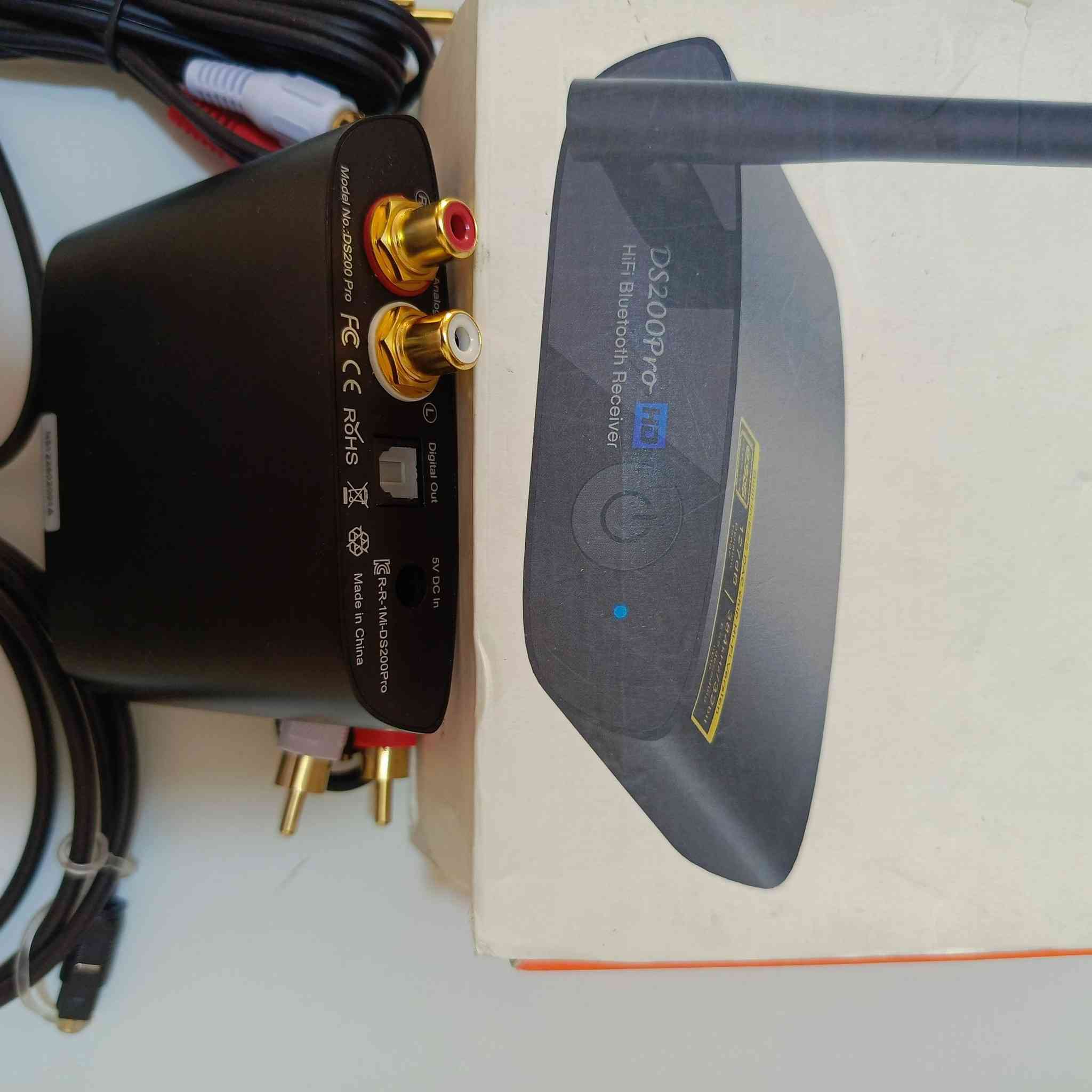 متوفر جهاز استقبال البلوتوث 1Mii DS200Pro عالي الدقة للصوت المنزلي
جودة عالية: يدعم تقنيات LDAC و aptX HD لضمان نقل صوت عالي الدقة.اتصال مرن: يحتوي على مخرجات RCA و 3.5mm وضوئية (Optical) للتوافق مع مختلف الأنظمة الصوتية.مدى واسع: يوفر مدى اتصال يصل إلى 30 متراً (100 قدم) بفضل الهوائي الخارجي.حديث: يدعم تقنية بلوتوث 5.0 لسرعة وثبات في الاتصال.
السعر 30
يوجد توصيل الى جميع محافظات العراق
@أبرز المعجبين


**إذا كنت صاحب هذا الإعلان وتريد حذفه لأي سبب، رجاءا أرسل رسالة إلى الدعم الفني**