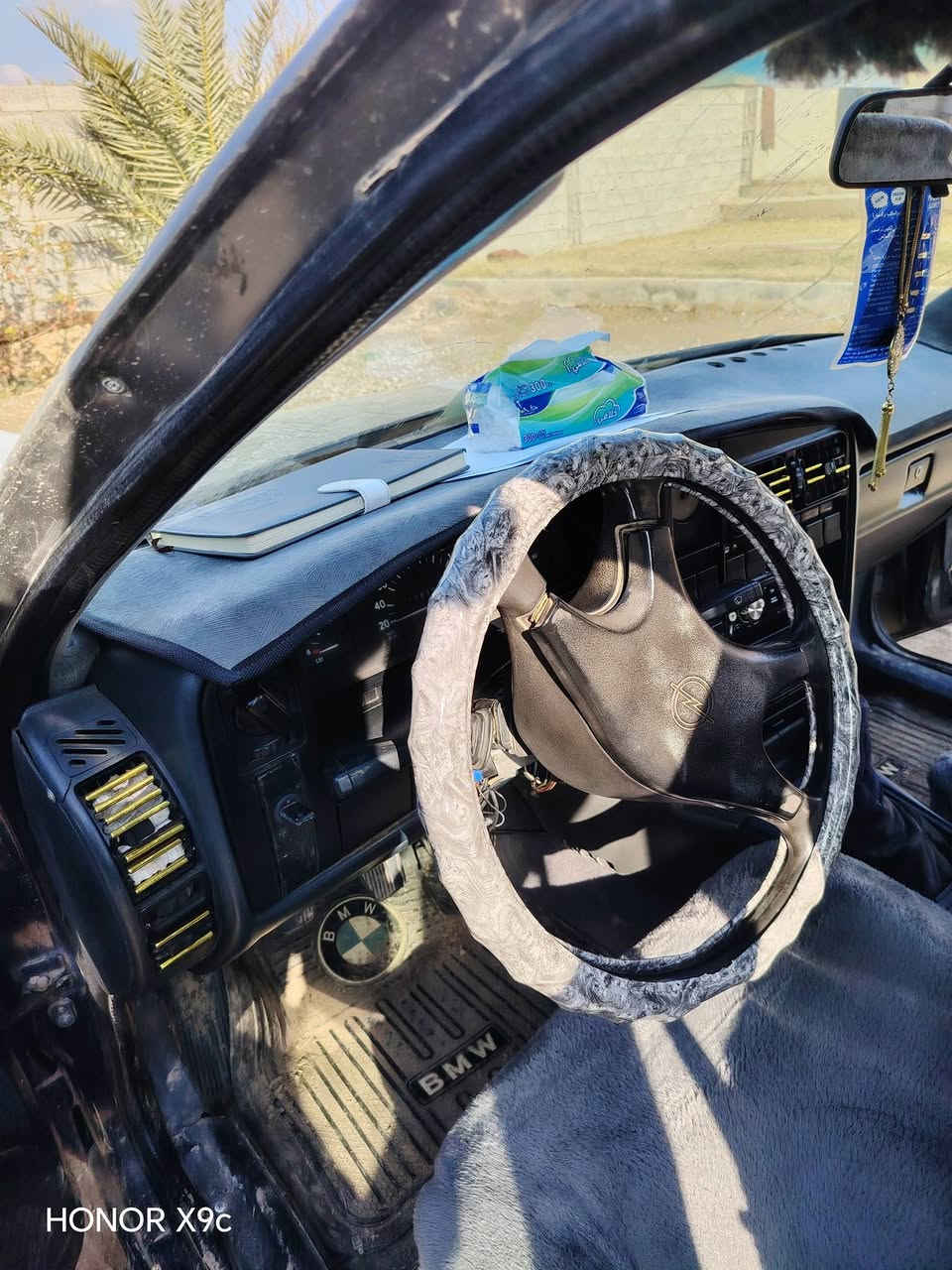 السلام عليكم اوبل اوميكا  رقم صلاح الدين سنويه جديده لل27 حجم 20 مكينه جديده كير عادي صدر امامي  صدر خلفي جديد تخم تاير باتري جديد سقفيه كشنات مدوشمه كهربائيات كله شغاله  السعر 30 وبيها مجال
للاستفسار ***********
