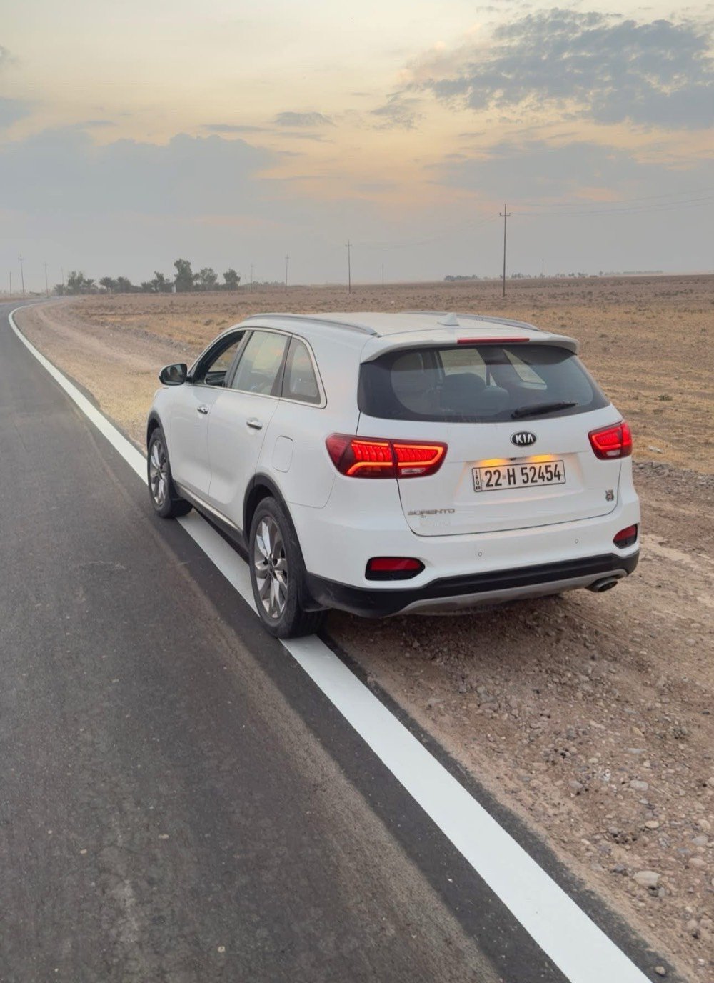 السلام عليكم 
الجميلة للبيع سورنتو خليجي
2020  V6
بصمة 
شاشة كبيرة
فول مواصفات عدى الفتحة
كلين مكفولة
السعر ٢٤٠ وبيها مجال
استلام شركة زيرو على ايدي
للاستفسار الاتصال على رقم 
***********