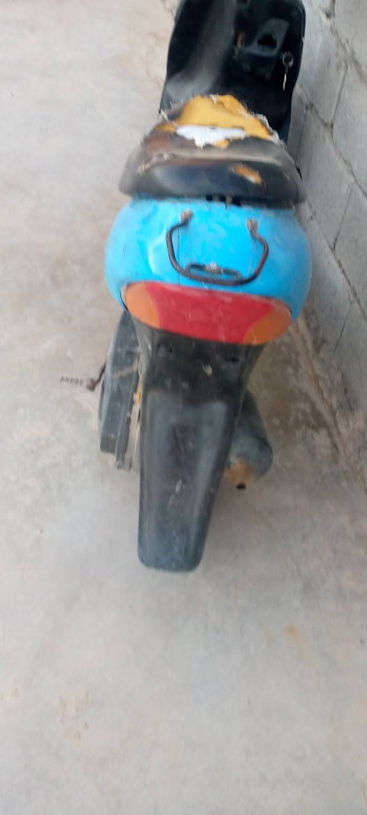 سلام عليكم للبيع دراجه بطه 60 ابيع كوم حديد سعر  125 وبيه مجال لشراي مكان بابل جبله ***********متوفر واتساب
