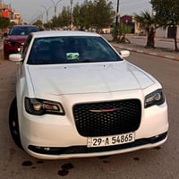 كرايسلر ٣٠٠ • ٢٠٢١ • رقم واسط