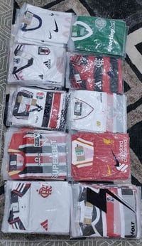 سيتات دريسات • أندية مختلفة • قطع أصلية