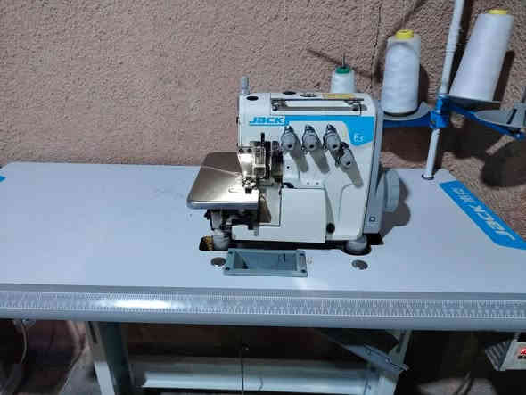 اوفر ومكينه صناعي جاك فول مواصفات ناطق عربي قطع ورفع وتقوى اوتماتيك مستعمل للبيع المكان بغداد الشعب اتصال واتساب ***********
