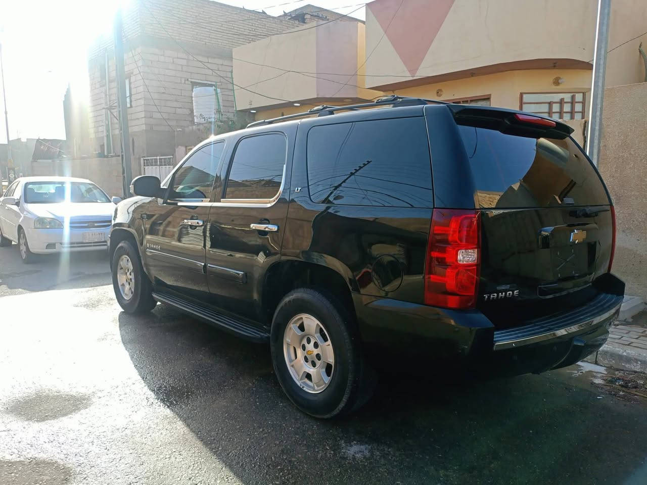 السلام عليكم تاهو خليجي موديل 2009  داخل عسلي مكفولهه
من العشاير 
من الكص 
من الفتح 
من الانتربول 
كير مكينه تبريد كله وضع شركه شغال 
تخم تايرات ويل جديد حداديه 100% مابيه 
ملاحظه بيهه البنيد مصبوغ اثر شخوط وجاملغ مبدل اثر شخوط والباقي كفاله من فتحت البرغي 
***********
العنوان كربلاء 
السعر 105 وبيه مجال
