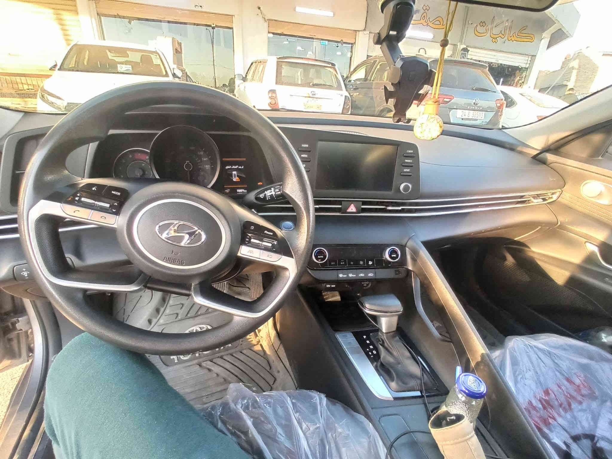 السلام عليكم
النترى أمريكي موديل 23 حادث بين الباب والجاملق طخه خفيفه بدون ايرباكات فول مواصفات عده الفتحه مكينه 2000دوش مكفوله مكينه وكير بلادي رقم اربيل باسمي السعر 153وبيها مجال للشراي العنوان بغداد قرب جامع النداء الشراي يتصل *********** ابوحيدر
