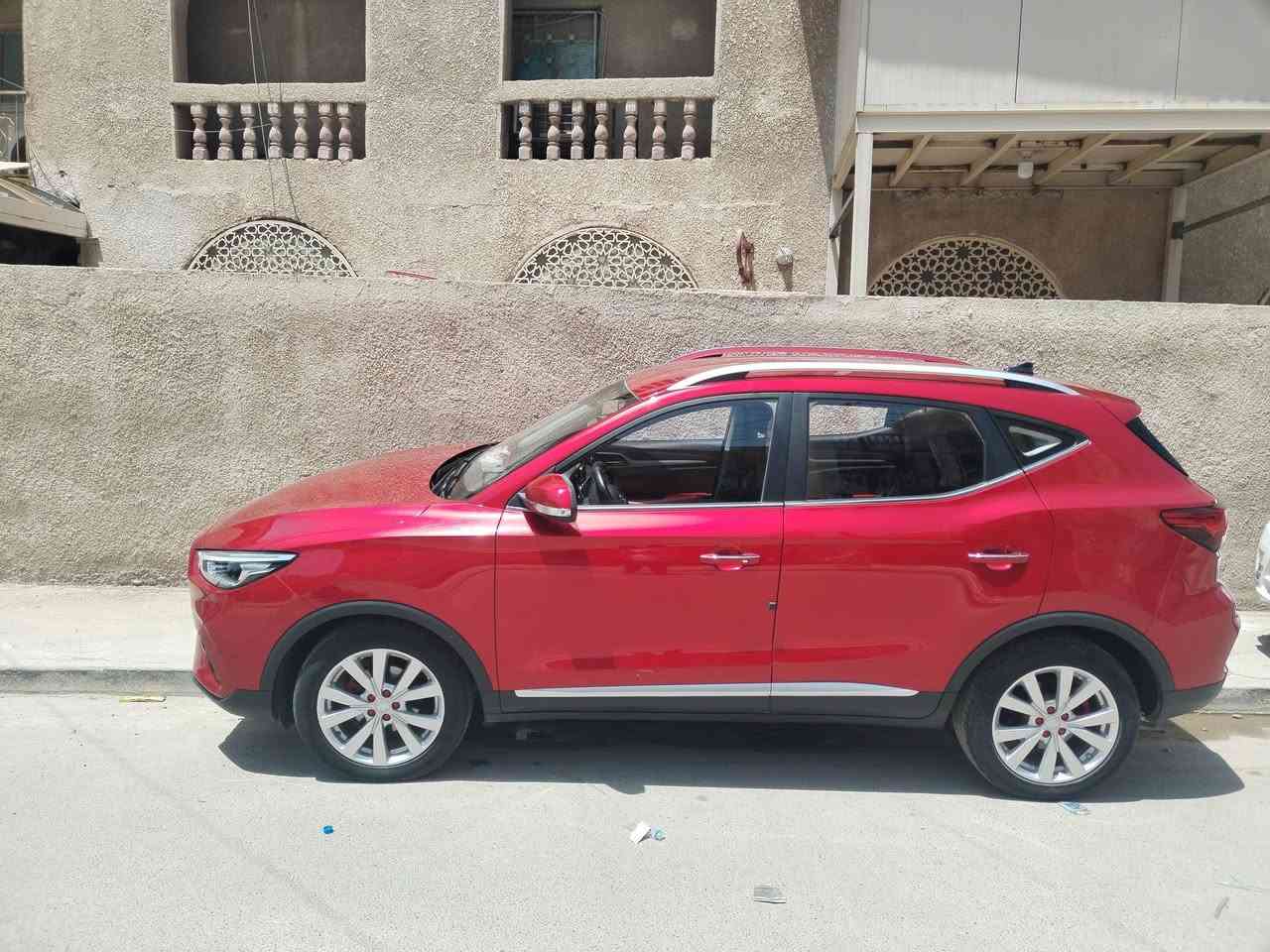 للبيع MG فئة ZS موديل ٢٠٢٣ رقم بغداد باسمي السياره وضع شركة عدى طخه زغير حيل بالصندوك موضحه بالصور  الباقي كله مكفول السعر 115$ دفتر و١٥ ورقه وبيهه مجال بعد المعاينة رجاءا الي يشوفهه غاليه ومتسوه ليتعب نفسه بالتعليق السلبي السوك كلشي بي للاتصال ***********
