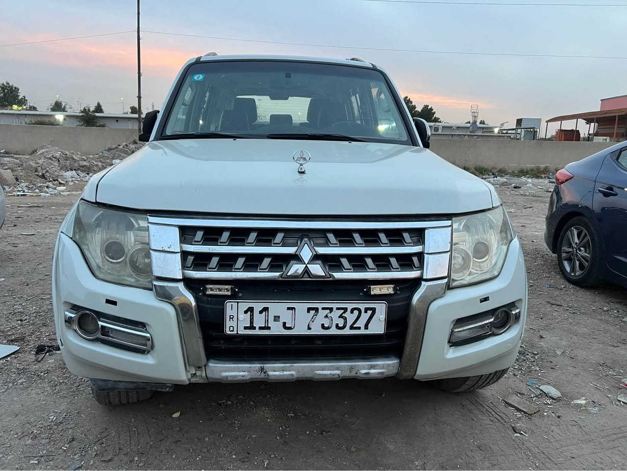 السلام عليكم 
للبيع او مراوس حسب القناعه 
باجيرو حبتور موديل 2008
محرك 3ونص شاده  جديد 
فول مواصفات  فتحه
بيها رشات صبغ اثر شخوط  وطخات بدون دواخل 
السعر 98وبي مجال للاستفسار ع 
***********
مكان السياره بغداد المحموديه بغداد, العراق
