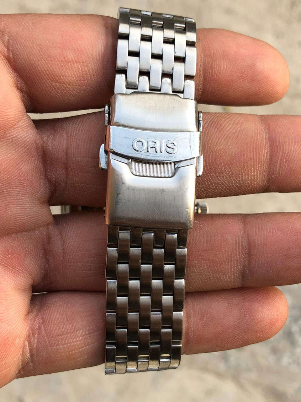 السلام عليكم 
اوريس قمري اوتمايتك سويسري 
مكينه كشف نافذه تاريخ يومي واسبوعي القطر 40
بلادي مستعمل نظيفه جدا 
السعر 700 دولار 
يوجد توصيل


**إذا كنت صاحب هذا الإعلان وتريد حذفه لأي سبب، رجاءا أرسل رسالة إلى الدعم الفني**