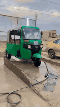 السلام عليكم تيك توك للبيع 22 شهر العاشر العنوان النهروان شارع 60 فقط بس لقد بوش تجهيز شركه تكتك كلش حلوه ما بها اي نقص فقط بس دوس لغد مكلف النشر ***********
