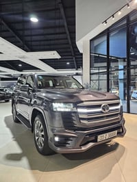 تويوتا لاندكروز G.X.R Limited خليجي وكاله ساز SAS الموديل 2023 اللون ر...